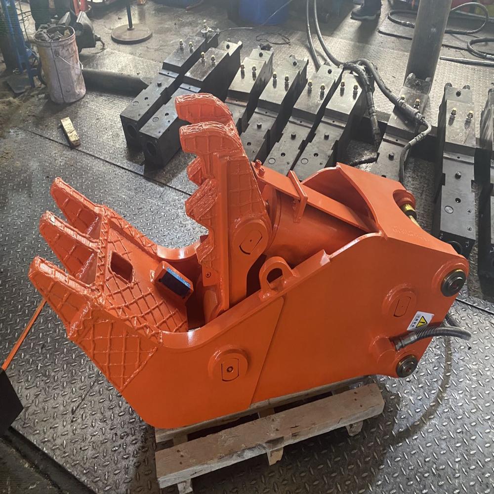 Excavator Hydraulic Crusher - Automatic Grade: Manual