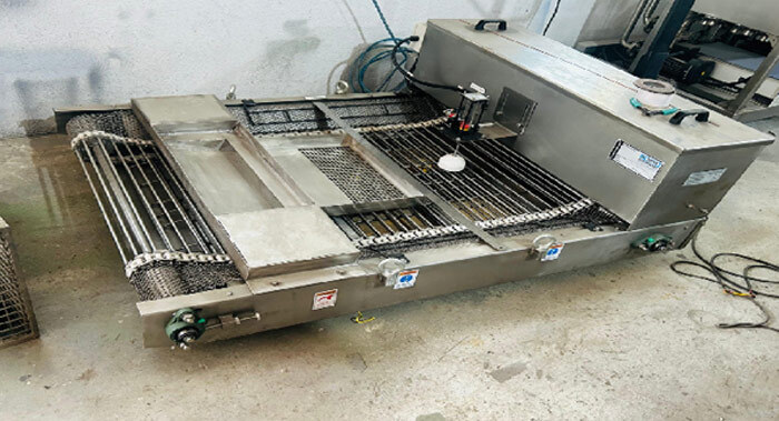 Industrial Washing Machine - Color: Grey