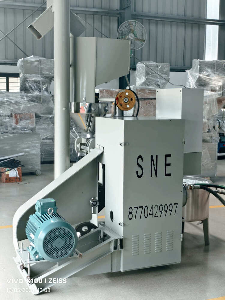 Oil Expeller (6yl-120) - Automatic Grade: Automatic