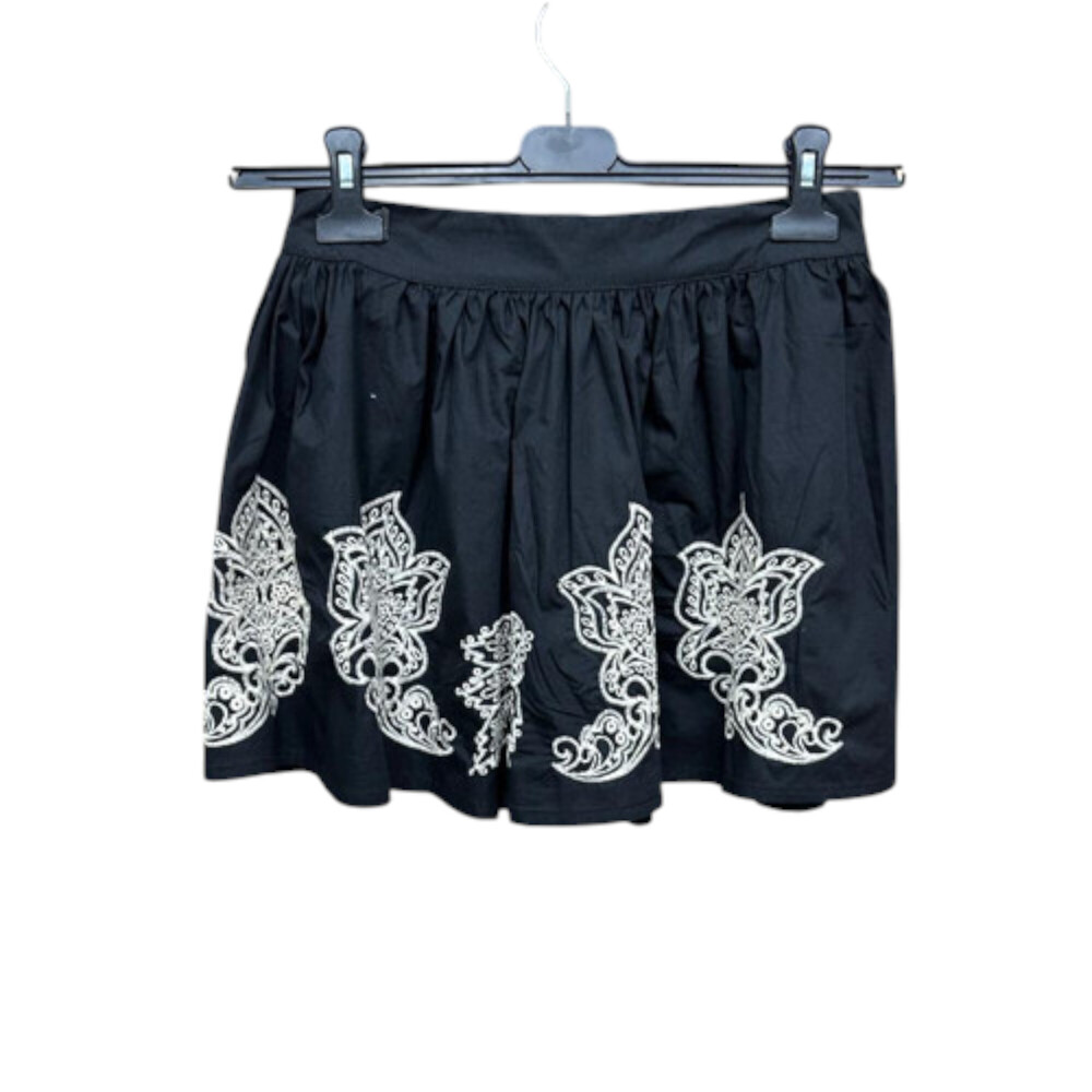 Full Mini Skirt - Color: Black