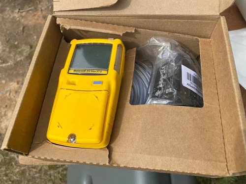 Multi Gas Detector - Color: Yellow