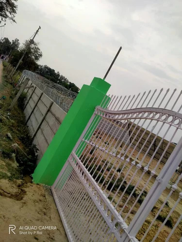 Y shape post with coil fencing
