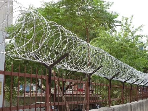 Galvanized Iron concertina coil Fencing