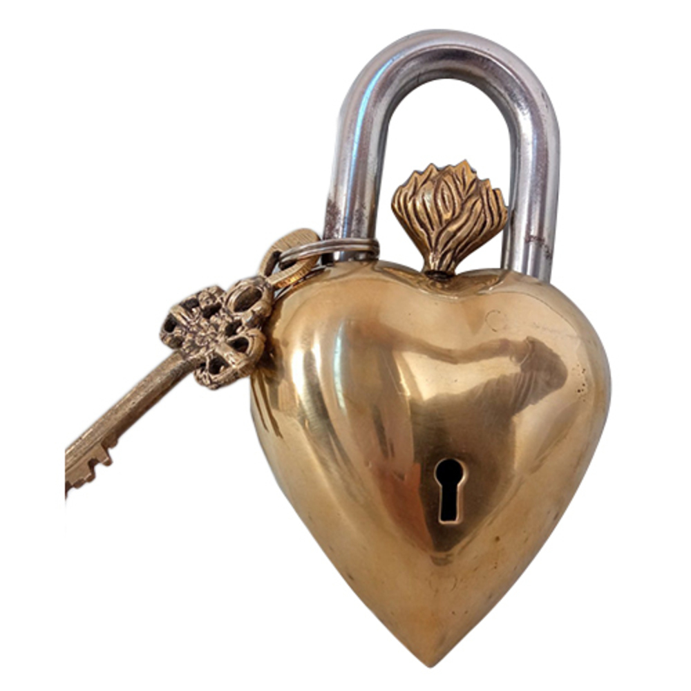Brass Heart Shape Pad Lock - Color: Golden