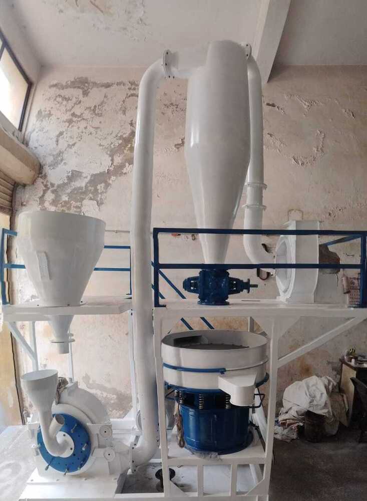 LLDPE Plastic Pulverizer Machine - Mild Steel, 6ft x 5.5ft x 15ft | White and Blue, 40HP Electric, 300-600mm Size, 1800kg Weight