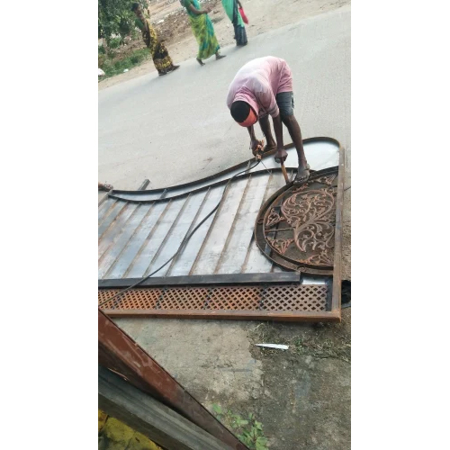 गेट निर्माण सेवाएँ