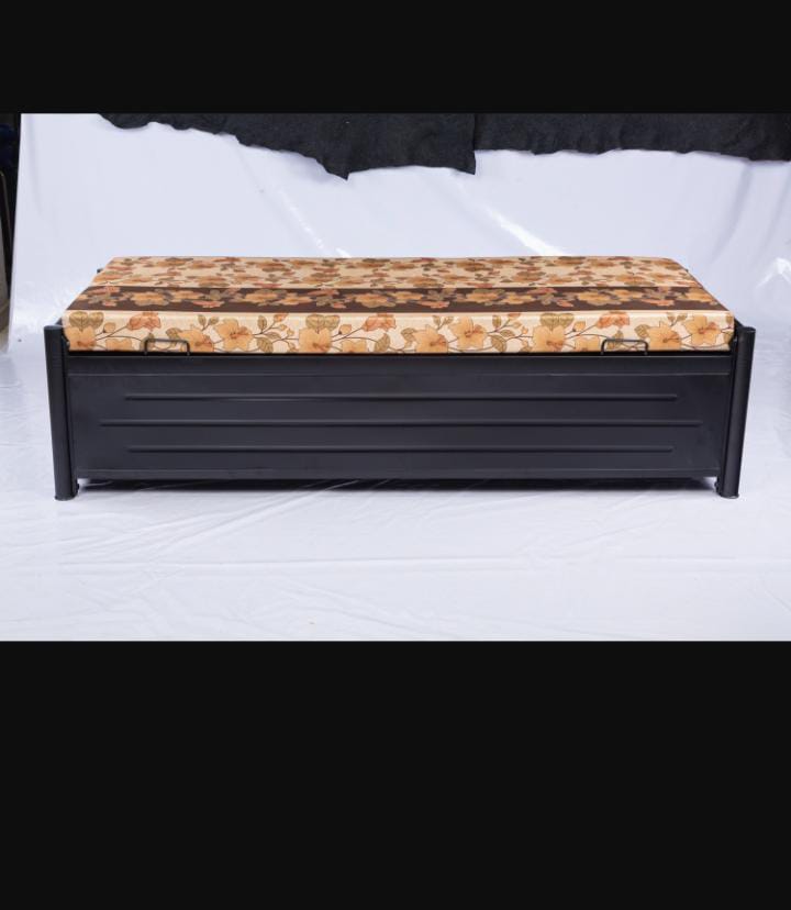 OM WOODS DCB 252 6*5 SOFA CUM BED 