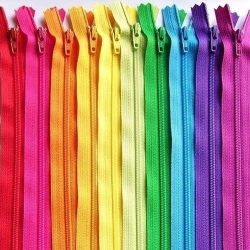 रंगीन ज़िपर