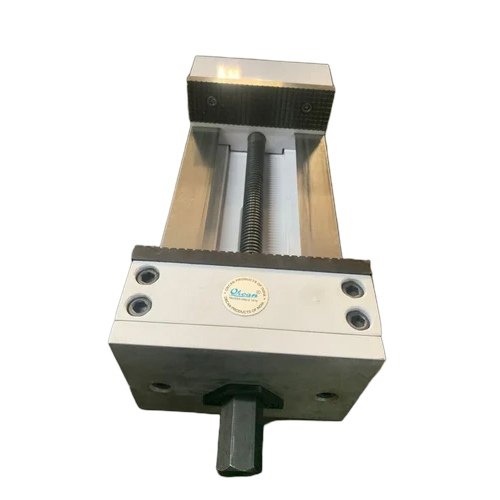 Machine Vice (With Dovetail Guideways) Heavy Duty - Features: Unbreakable