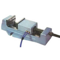 Pneumatic Machine Vice ,clamping Pressure 400kg - Automatic Grade: Manual