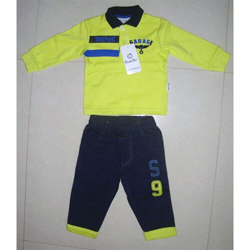 Brushed Fleece Set - Age Group: 3 Yrs To 10 Yrs