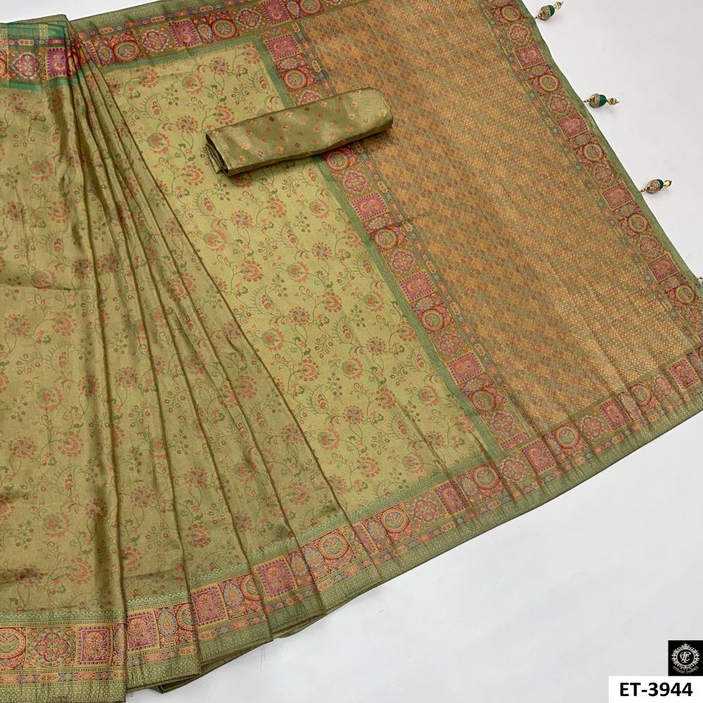 TRADITIONAL DESIGNER SAREE