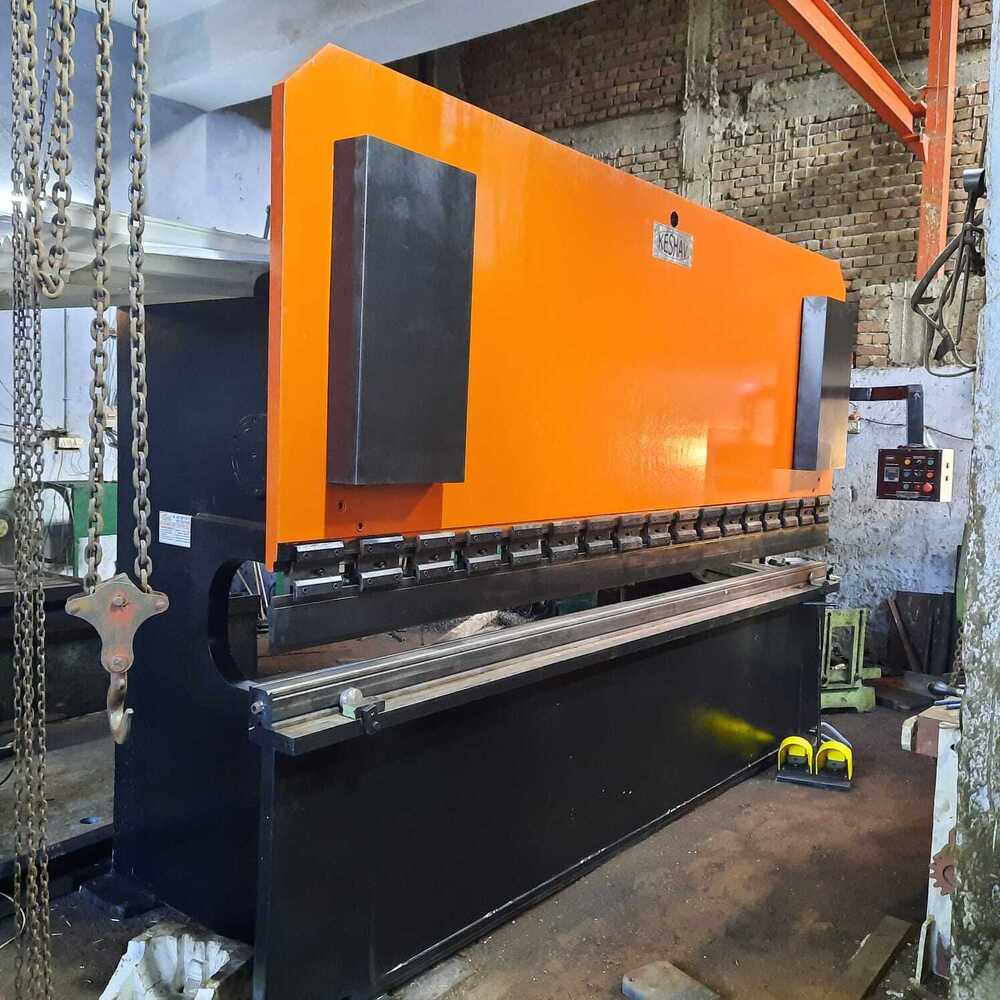 Hydraulic Press Brake For Automobile Industry - Color: White Green