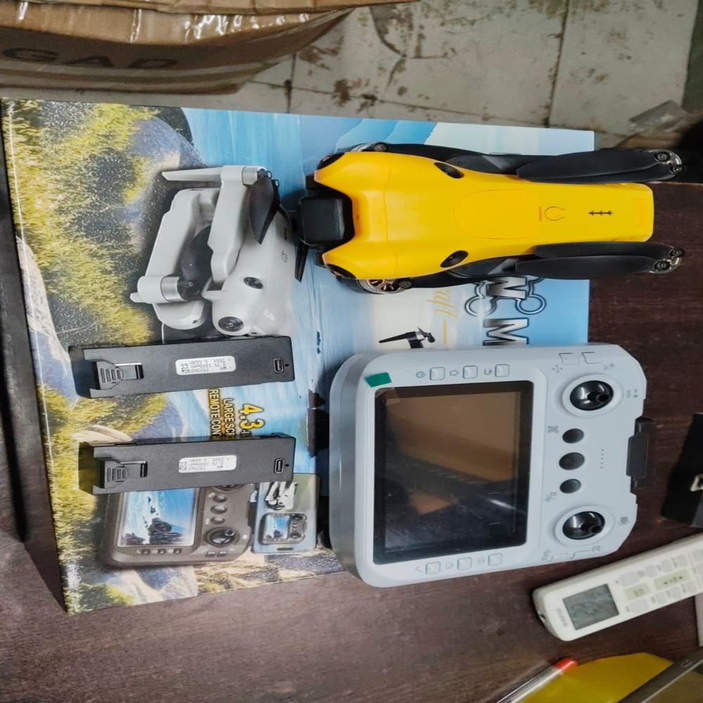 m4ultra display remote drone