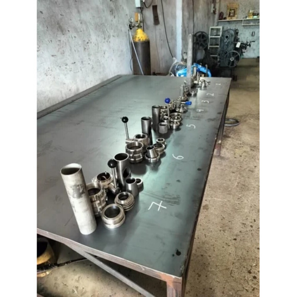 Industrial Sheet Metal Fabrication - Mild Steel, 1-10 mm Thickness, Variable Dimensions, Powder Coating Finish, +/- 0.5 mm Tolerances | ISO 9001 Standards, Ideal for Prototypes and Custom Parts
