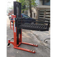 Heavy Duty Manual Stacker With Roller