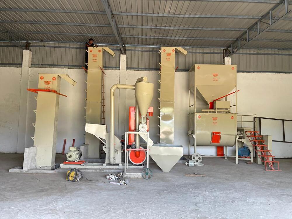 Cattle feed Mash plant