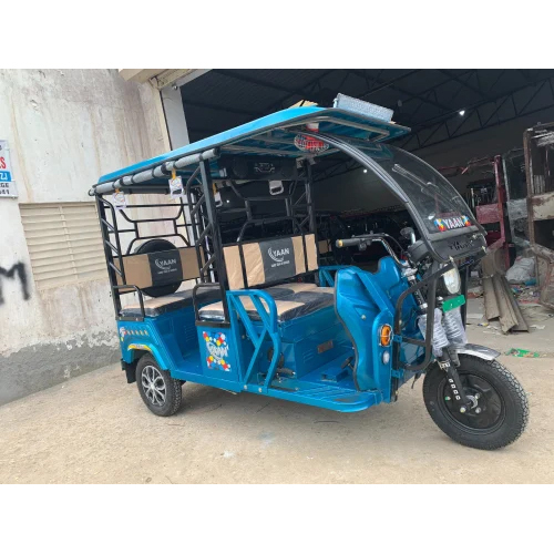 Sky Blue Yaan Ms Dlx Battery Operated Rickshaw - Battery Capacity: 120 Ampere-hour (Ah)
