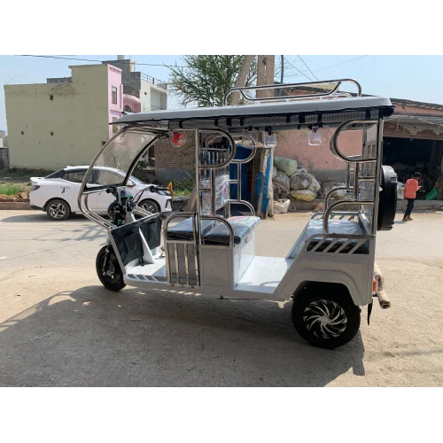 White Yaan Superfine SS Battery Operated Rickshaw