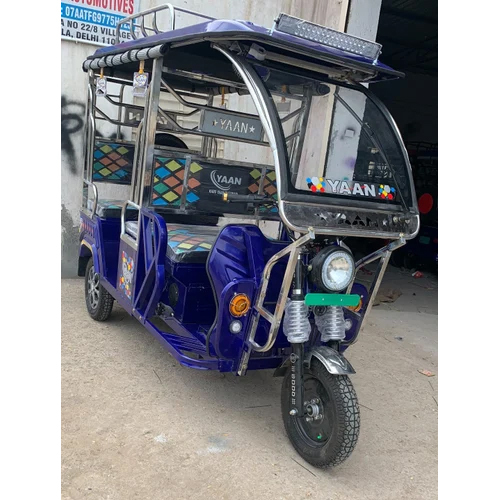 Blue Yaan SS DLX Battery Operated Rickshaw