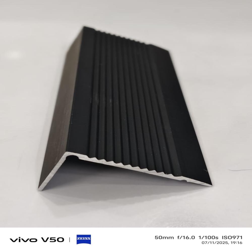 Aluminium Stair Nose Size 45mm x 25mm x 3.000 Meter -PLAIN - Natural Anodized Silver Finish and Black Powder Coated