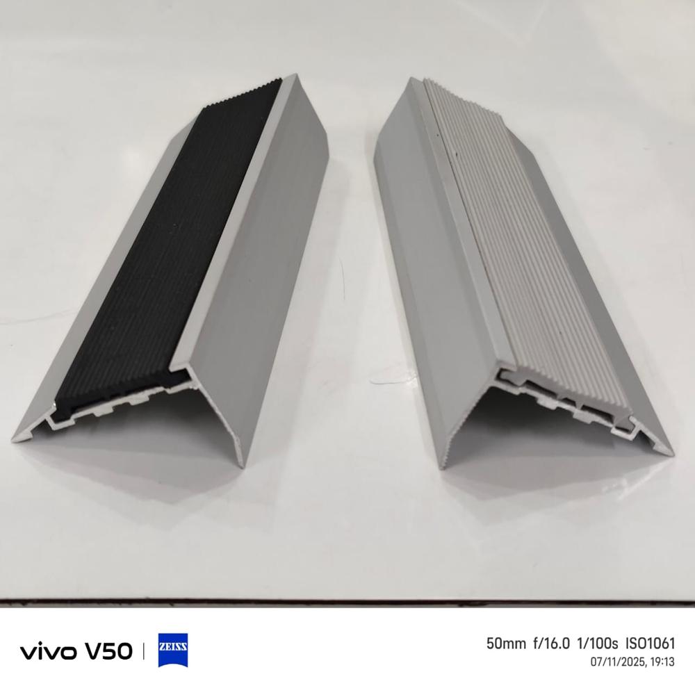 Aluminium Stair Nose Meter - With Rubber Capping - Color: Silver