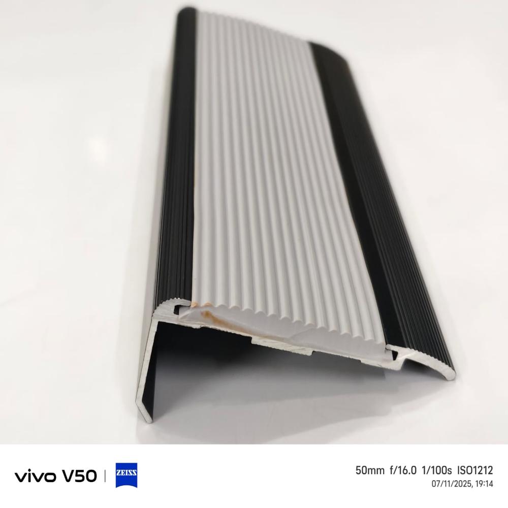 Aluminium Stair Nose Meter - With Rubber Capping - Color: Silver