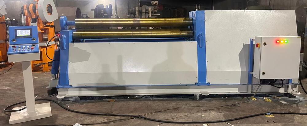 HYDRAULIC PLATE BENDING MACHINE