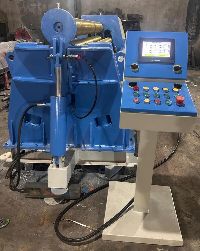 HYDRAULIC PLATE BENDING MACHINE
