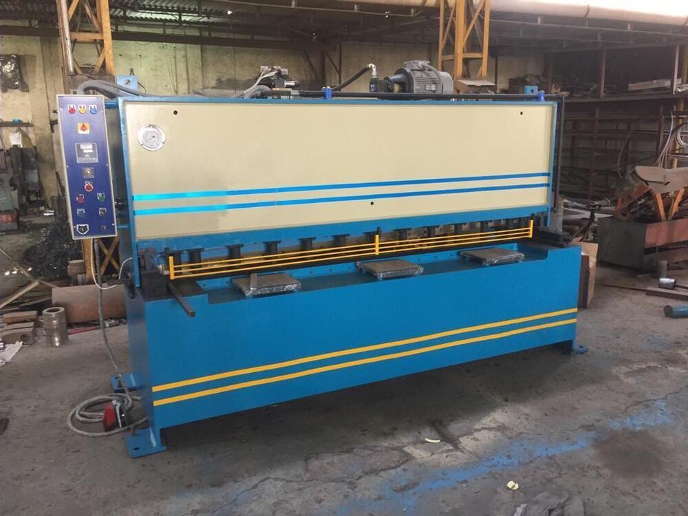Guillotine Shearing Machine - Stainless Steel, 300 Volt Hydraulic | Semi-automatic, Human Machine Interface, Color-coated Exterior, Warranty Included