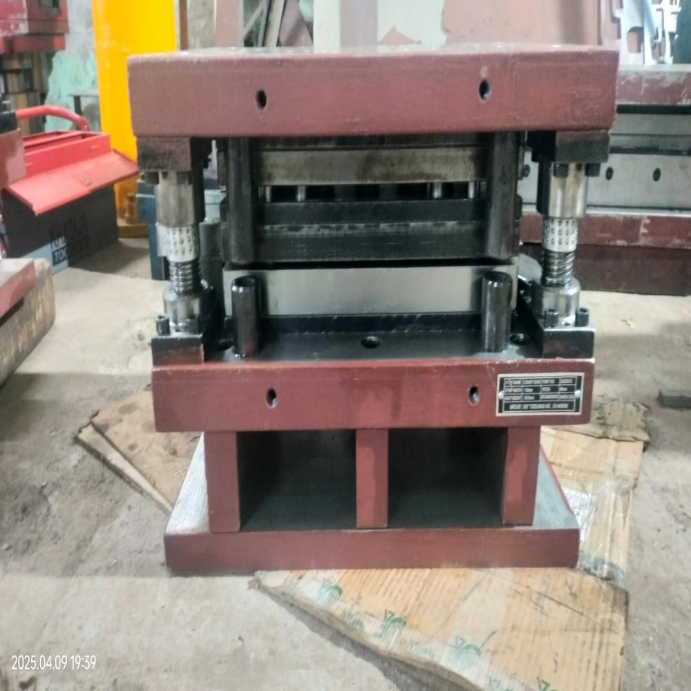 Blank & Forming Compound Tool - Color: Silver
