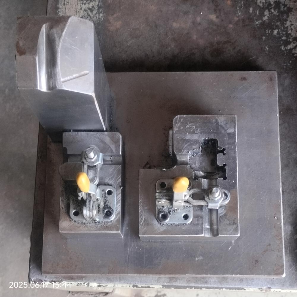 Welding Fixture Gauge - Color: Silver
