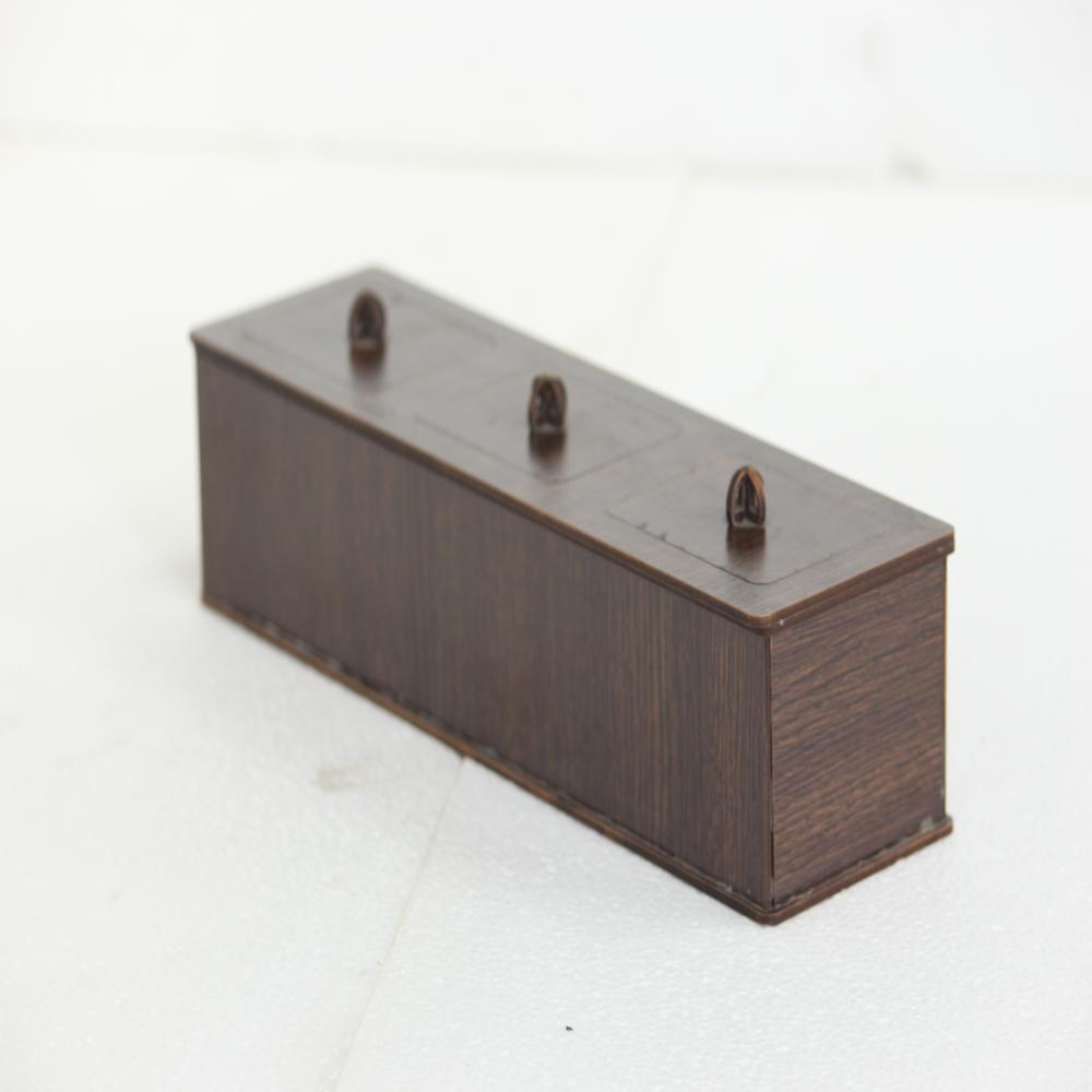 wooden dry fruit box