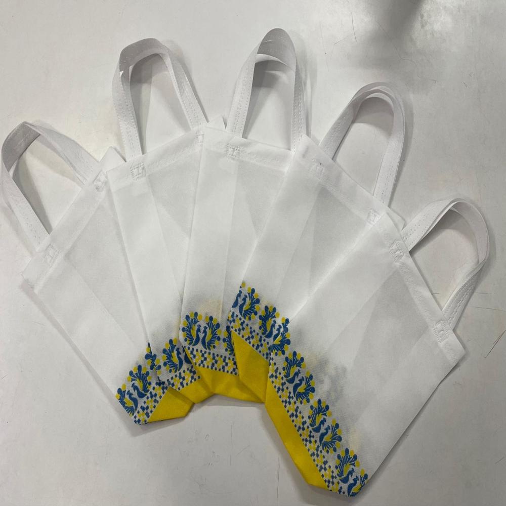 non woven gift bags