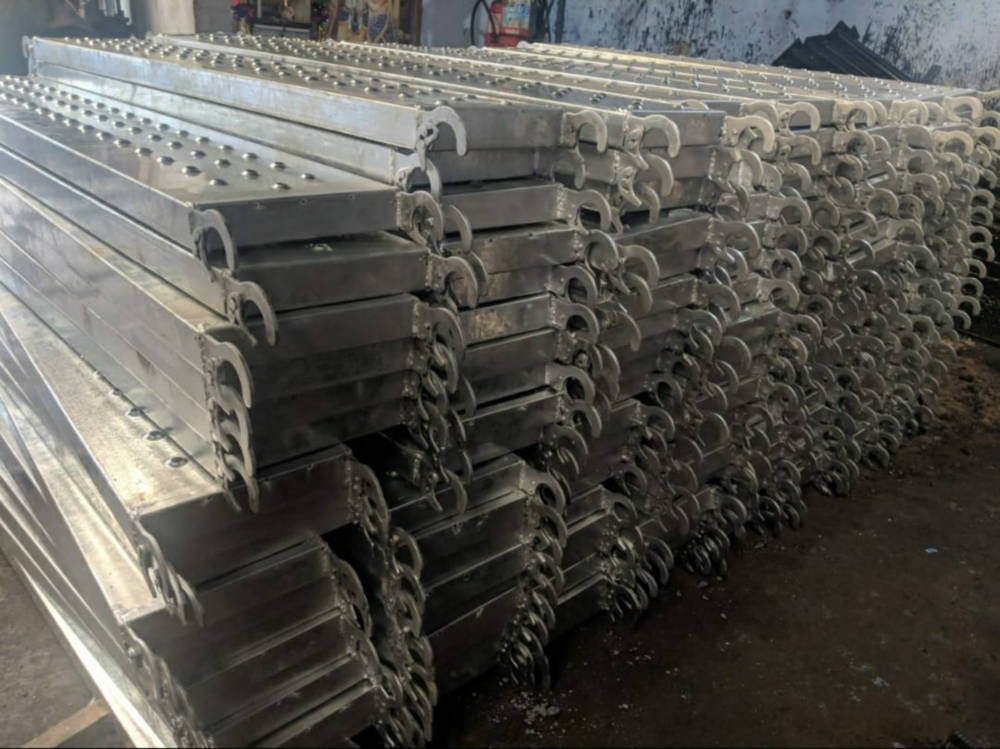 Gi Walkway Planks - Standard Thickness: 3.5 Millimeter (Mm)