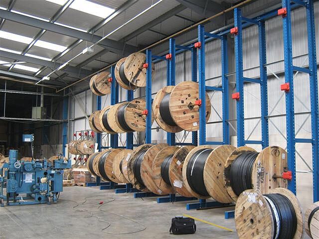 Shelving Systems - Capacity: 2000 Kg
