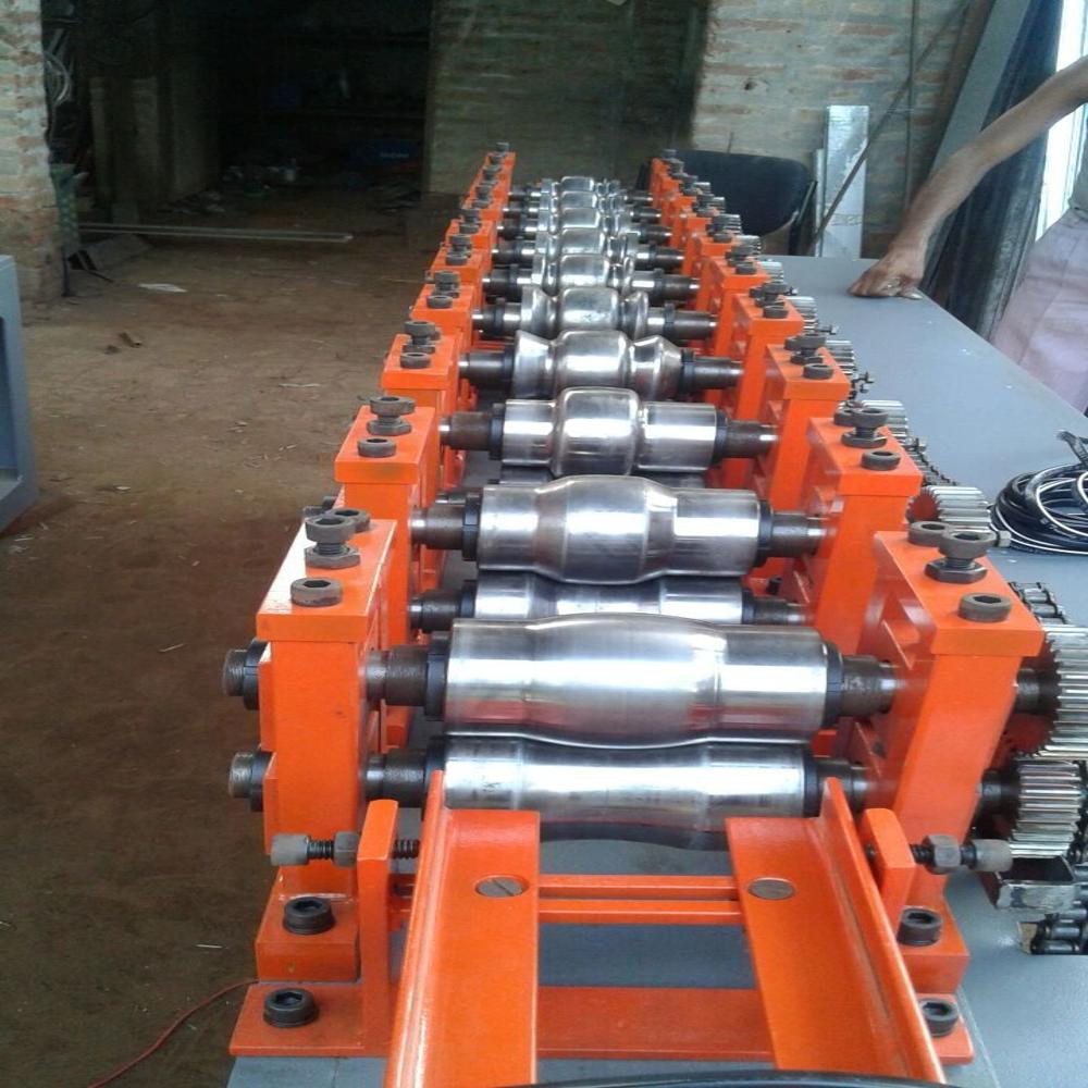 Rolling Shutter Machine - Color: Silver