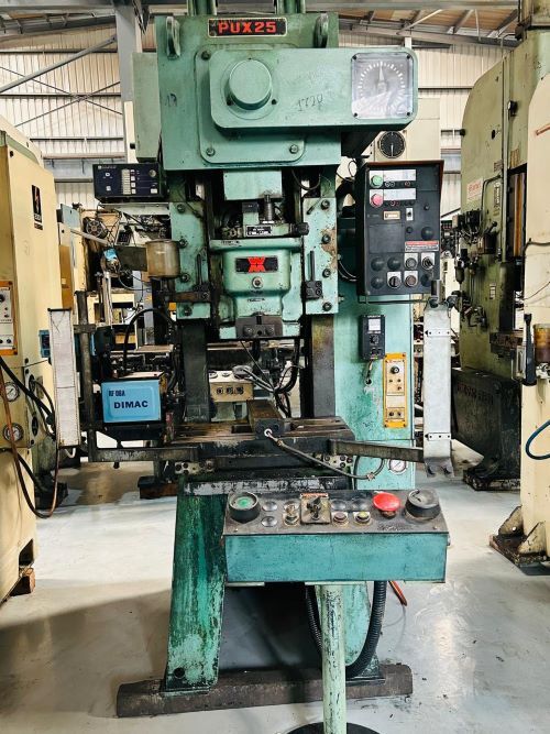 1720 WASINO C FRAME SINGLE CRANK PRESS