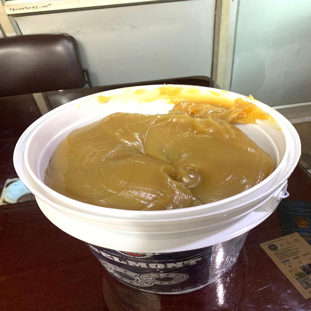 Ap3 Grease - Application: Lubrication Of Diesel Engines In Various Vehicles