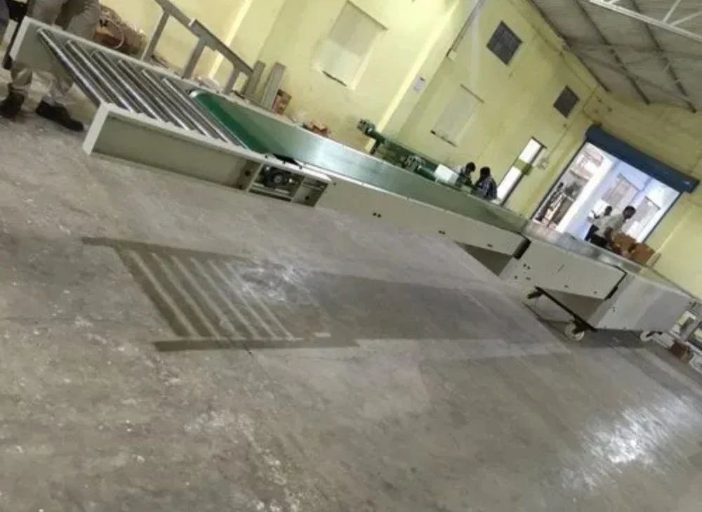 Telescopic Conveyor - Belt Type: Requirement Based