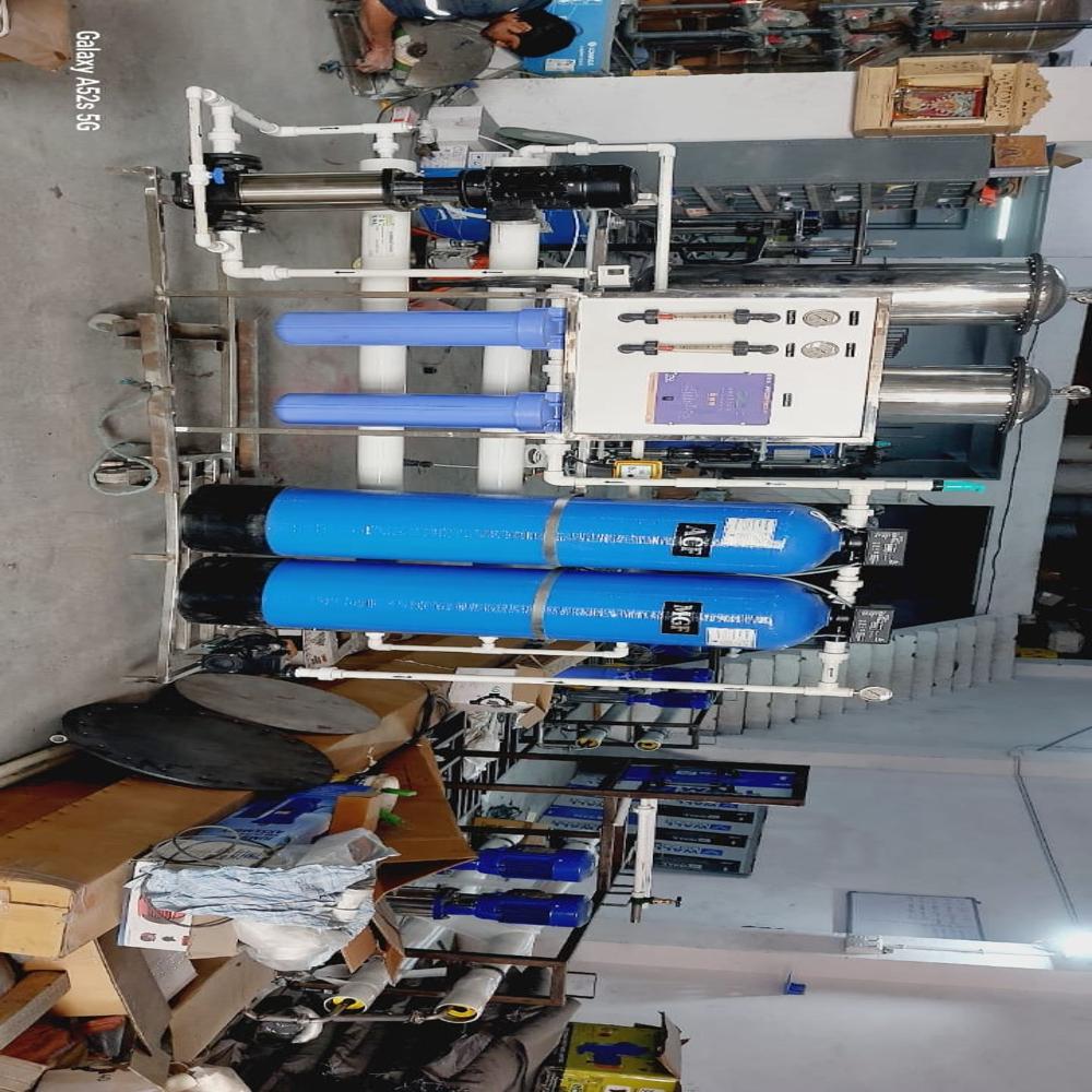 1000 Lph Ro - Stainless Steel, Full Automatic Electric System, 110-215 Volt, Efficient Ground Water Usage | Industrial High-quality Water Purification Solution