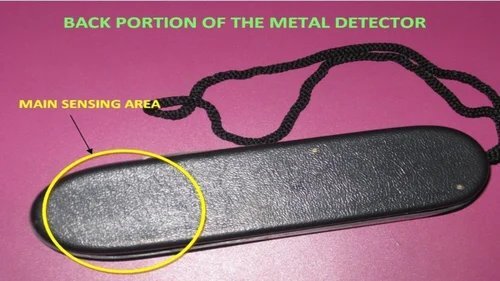 Ultra - 2005 Gold Jewellery Metal Detector - Color: Black