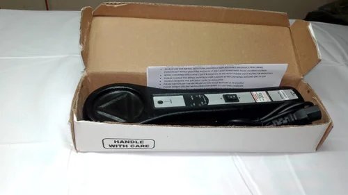 3 ULTRA AH 01 Metal Detector