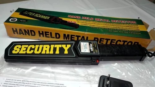 HAND HELD METAL DETECTORS