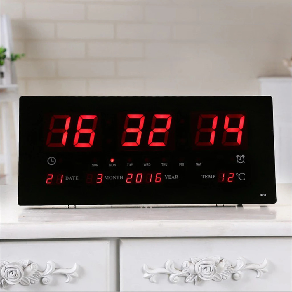 Digital Clock With Calendar - Battery Life: 032 Or 2x Aaa To Retain Time And Settings During Power Loss Week