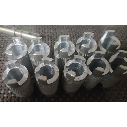 Quarter Turn Nut Safety Harness - Color: Silver