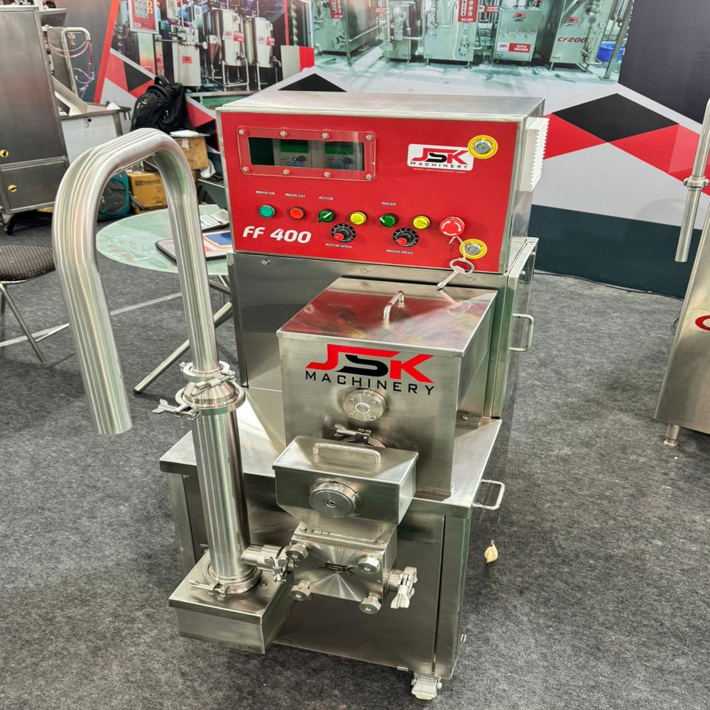 Stainless Steel Fruit Feeder Machine - Compact Design On Wheels, Silver Finish | 6-12 Month Warranty, Controlled Ingredient Dispensing For Ice Cream