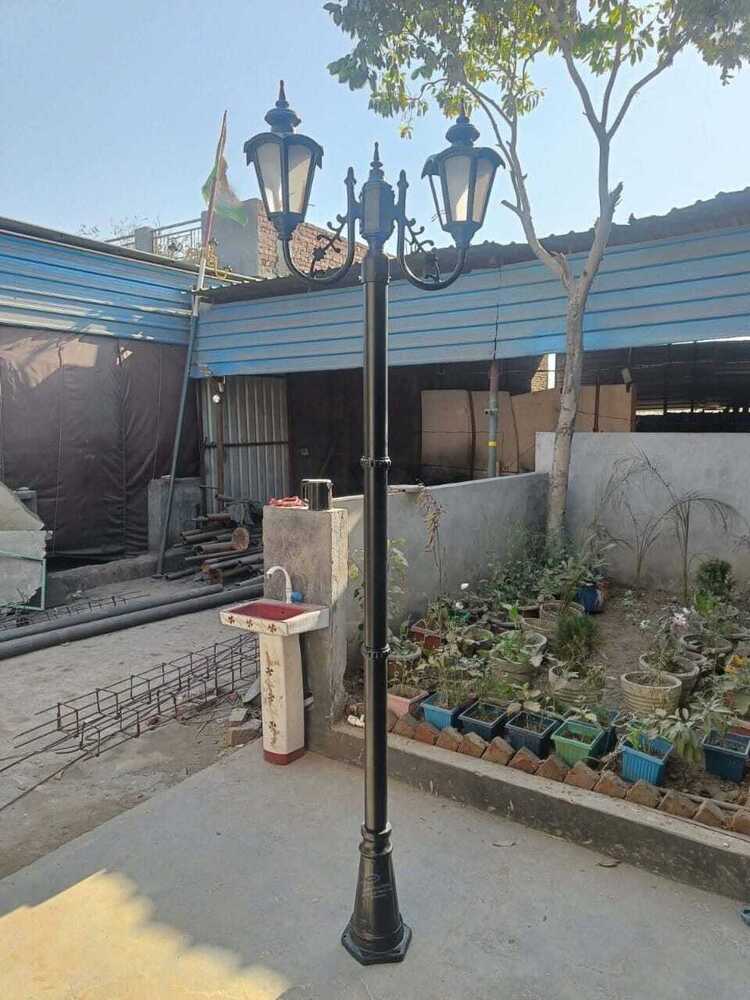Dual Arm Garden Light Pole - Color: As Per Requirement