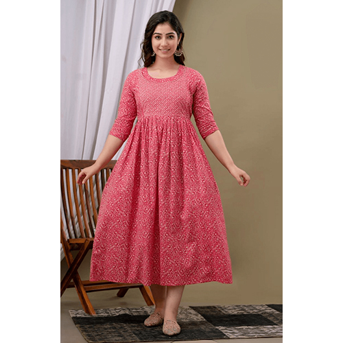 Ruby Red Paisley Print Berry Bloom Straight Kurta With Utility Pocket - Color: Multicolor