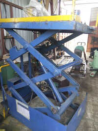 Hydraulic Scissor Lift